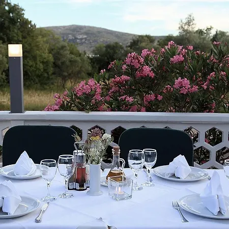 Rajna Guest house