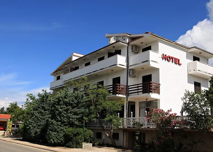 Rajna 2* Starigrad Paklenica