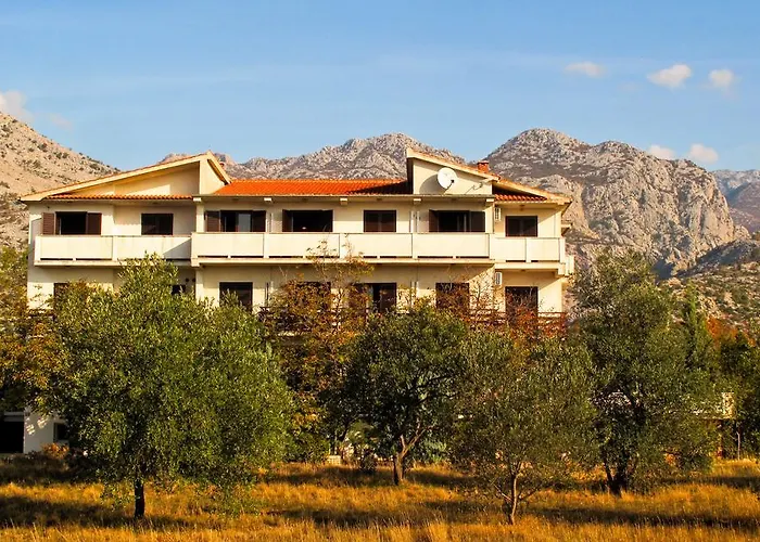 Rajna 2* Starigrad Paklenica